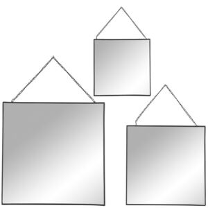Zestaw trzech kwadratowych luster o różnych rozmiarach przeznaczonych do zawieszenia na ścianie