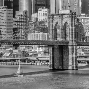 Fotografia artystyczna New York City Brooklyn Bridge And East River, Melanie Viola