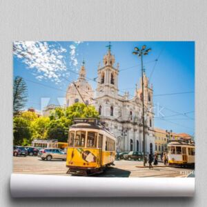 Fototapeta Żółty tramwaj 28 na ulicach Lisbon, Portugalia