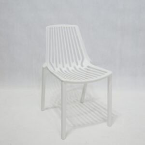 Nowoczesne krzesło z tworzywa do ogrodu i na taras K 1024 - kolor biały