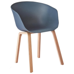 Plastikowe krzesło Iris z drewnianymi nogami, ciemnoniebieskie dł 55 cm x szer 56 cm x wys 80 cm