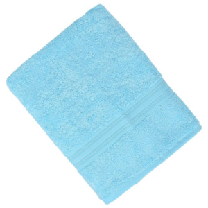Jasnoniebieski ręcznik Lavinya, 70x140 cm