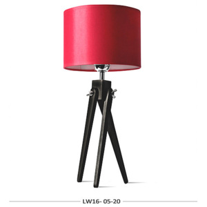 Lampa stołowa, lampa nocna, trójnóg z drewna LW16-05-20