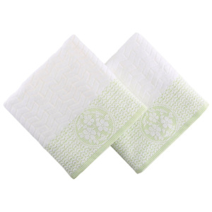 Zestaw 2 zielono-białych ręczników z bawełny Armada, 90x50 cm