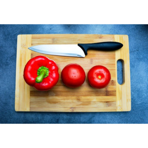 Fototapeta papryka i pomidor na desce do krojenia FP 986