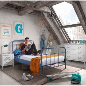 Metalowe łóżko dla dziecka New York NIEBIESKIE 128x212 cm - niebieski