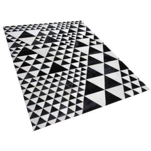 Dywan czarno-biały 160 x 230 cm skórzany geometryczny wzór trójkąty salon sypialnia nowoczesny